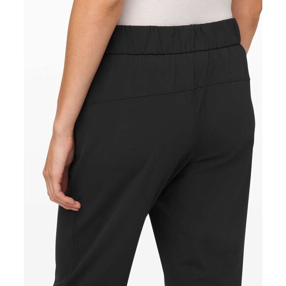 Lululemon On the Fly Jogger Luxtreme Black - Picture 3 of 9
